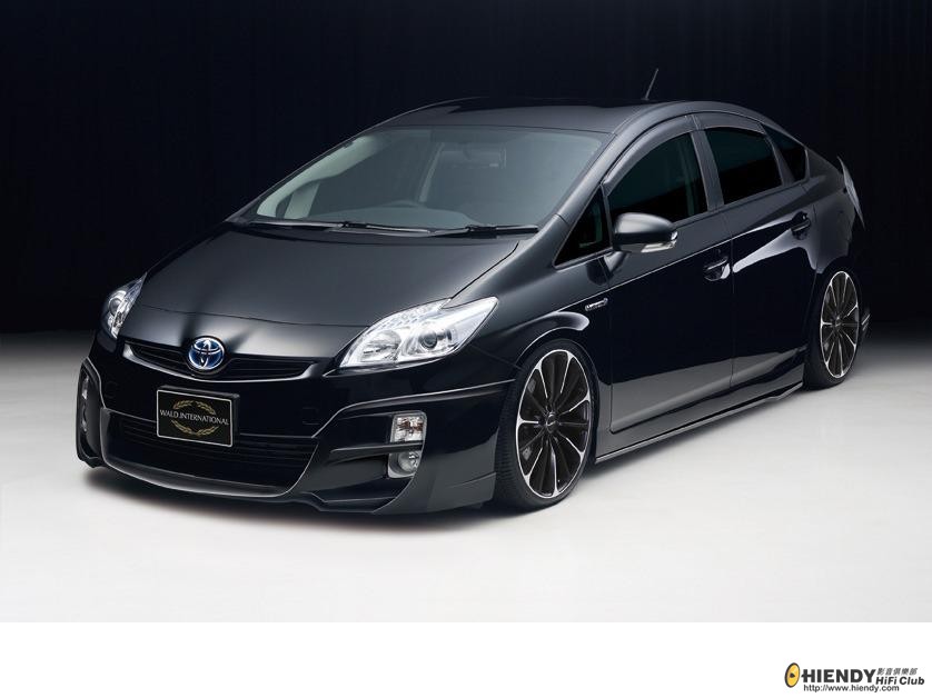 wald-int-toyota-prius-13.jpg