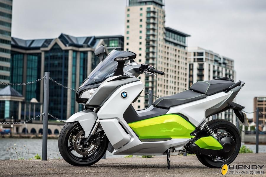 bmw-c-evolution-135.jpg