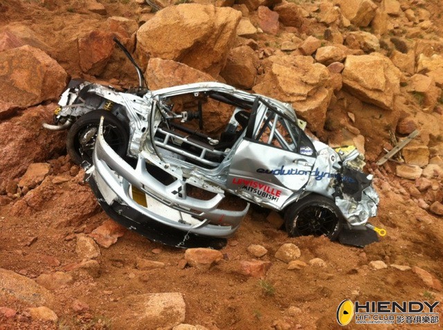 mitsu-evo-pikes-peak-crash-10.jpg