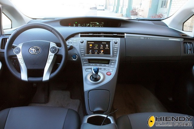 25-2012-toyota-prius-plug-in-fd.jpg