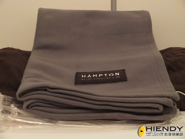 Hampton Blanket.jpg
