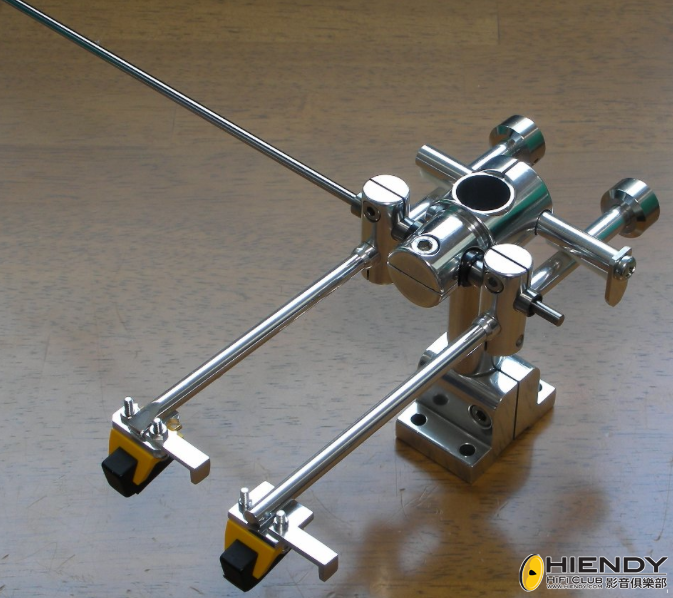 DIY Linear Tracking tonearm from Japan