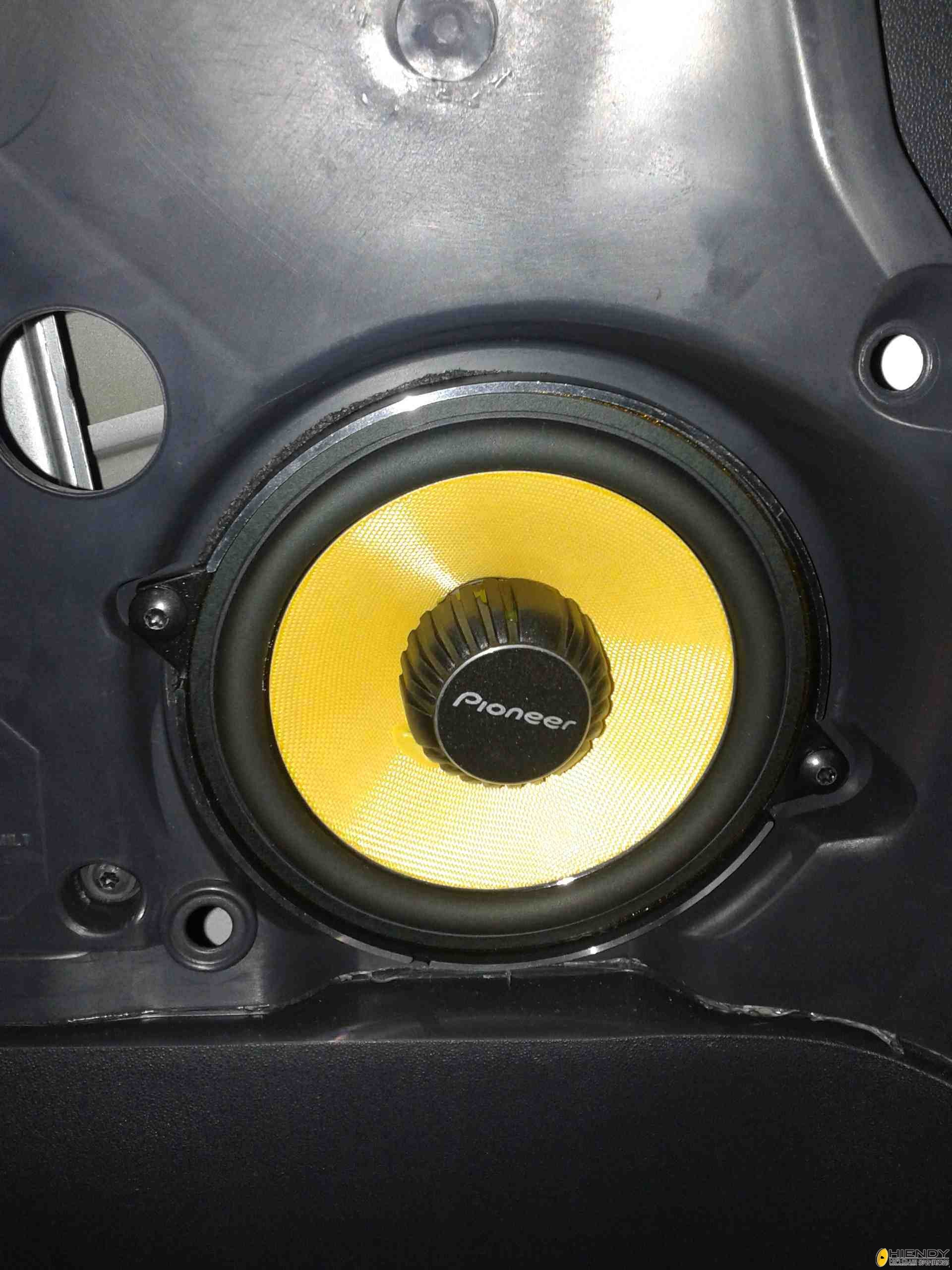 speaker1.jpg