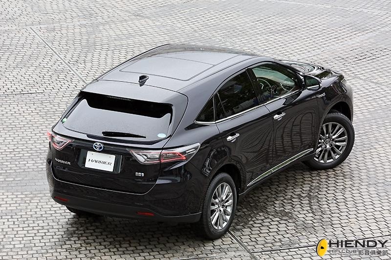 2014_Toyota_Harrier_06.jpg