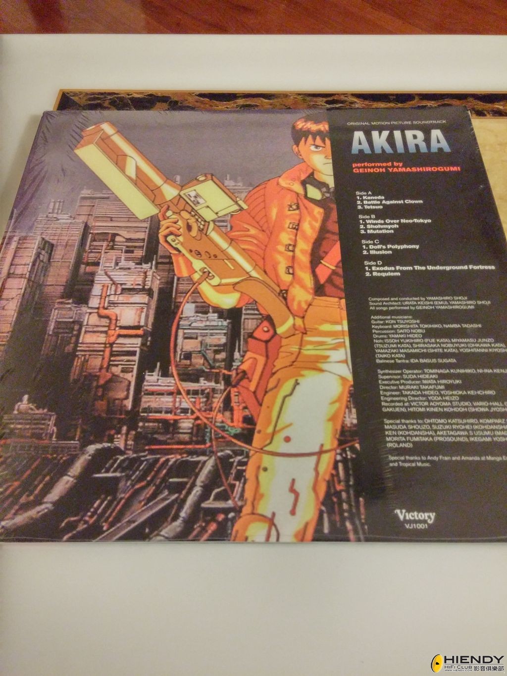 LP004.jpg