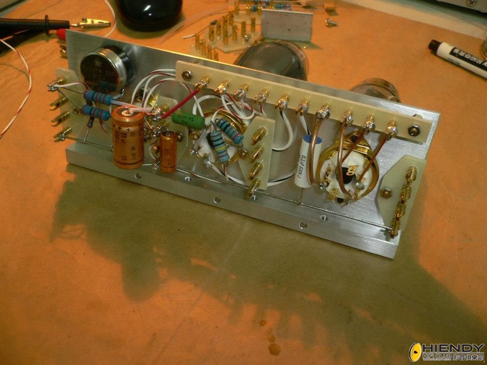 Tube_Balance05.jpg