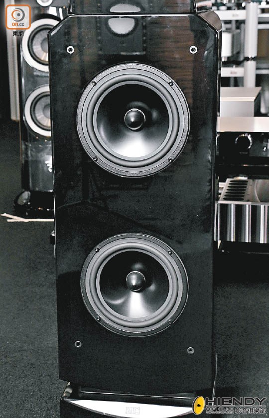 0321-00490-001b4.jpg