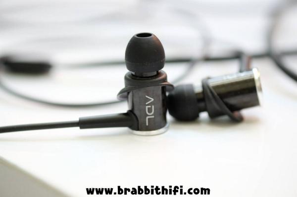 ADL EH008 Eearphone.jpg