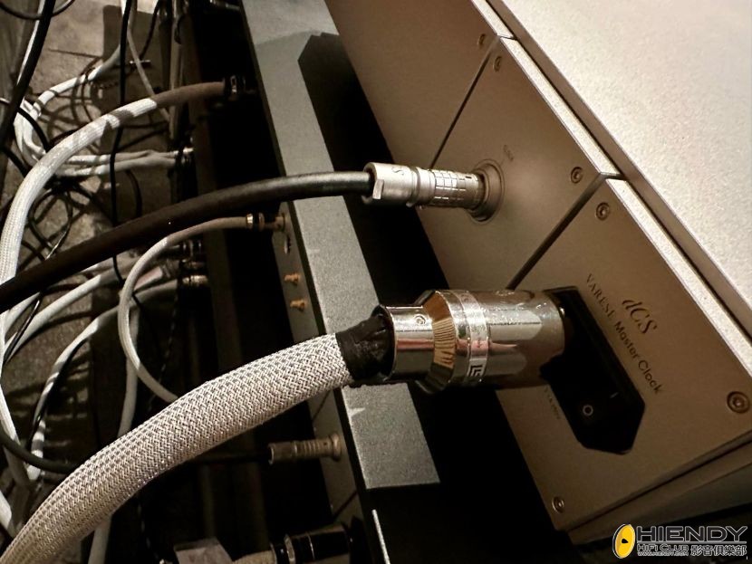 WhatsApp Image 2024-11-03 at 19.11.57_e0ba7bb8.jpg