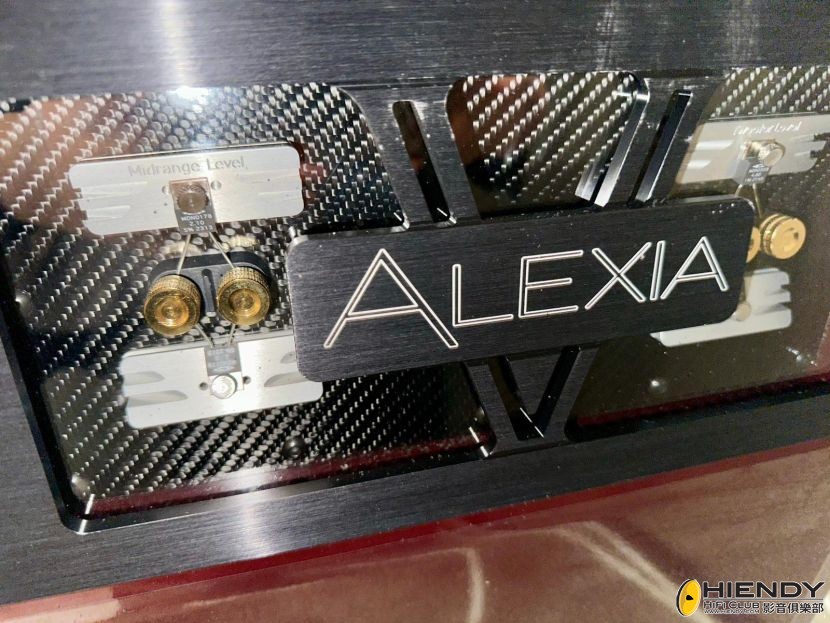 WhatsApp Image 2024-12-15 at 13.56.32_21834d0c.jpg