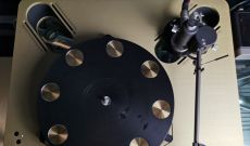 一試傾心 - acoustical systems AQUILAR 唱臂