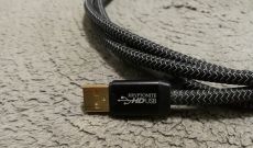 不要小看他的便宜 - Increcable Kryptonite USB 線