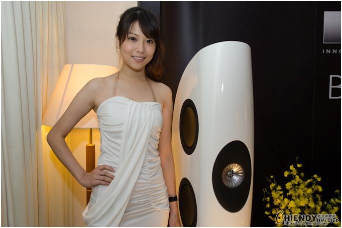 110721_KEF_Blade_004.JPG