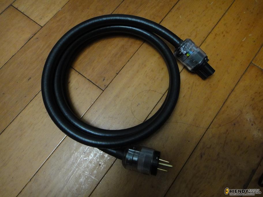 電源線
