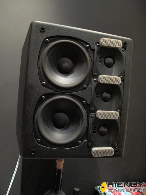S1502.jpg