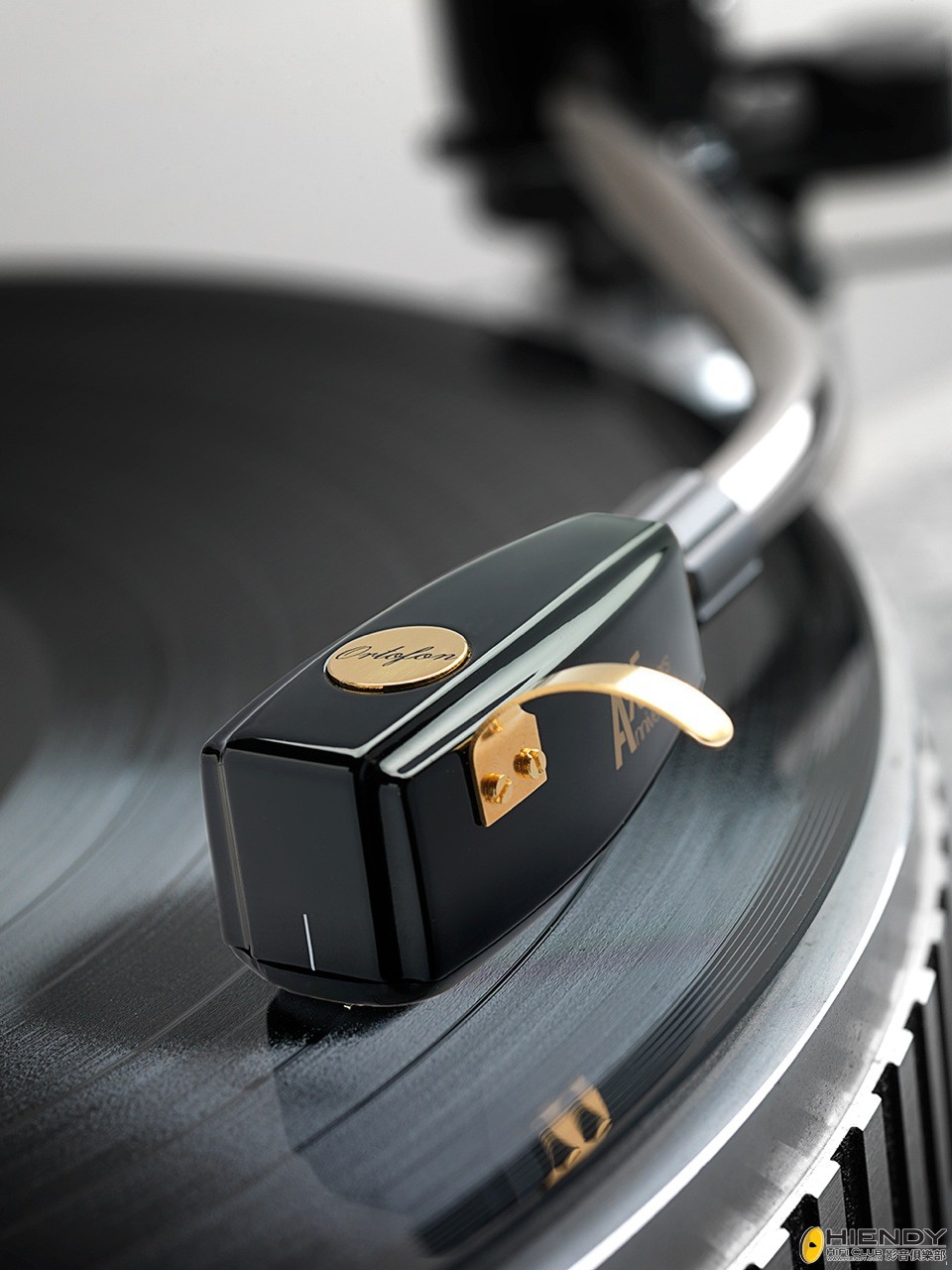 SPU 95th on the tonearm-1.jpeg