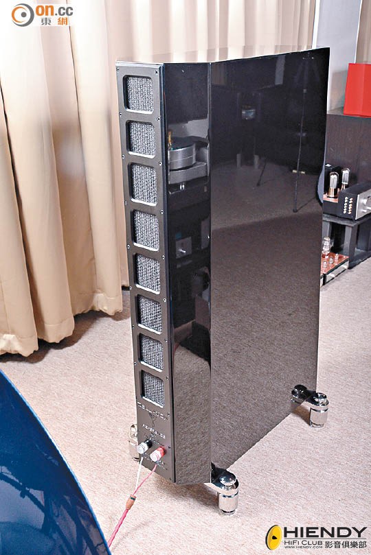 0806-00300-001b3.jpg