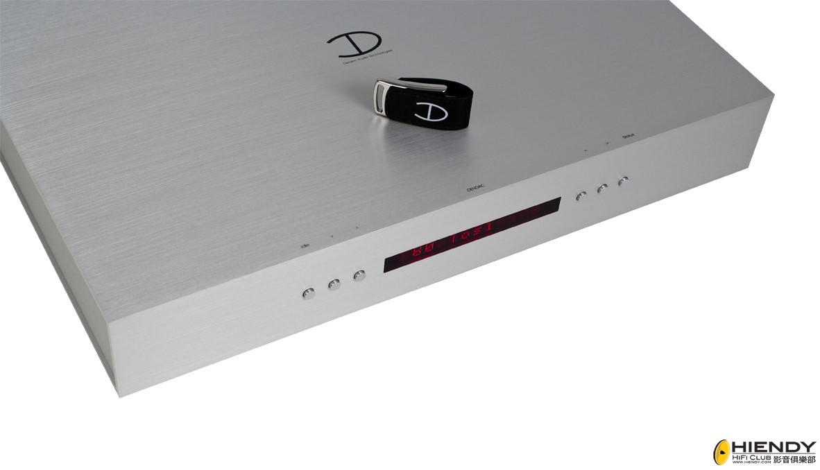 USB-on_top_small2.jpg