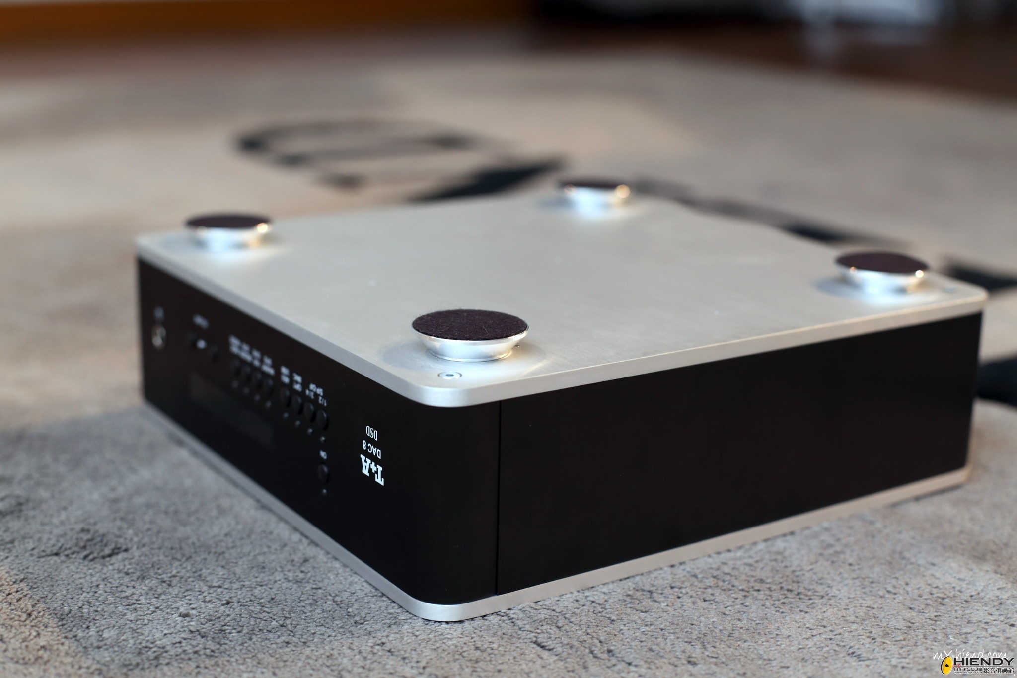 tadac8dsd_005.jpg