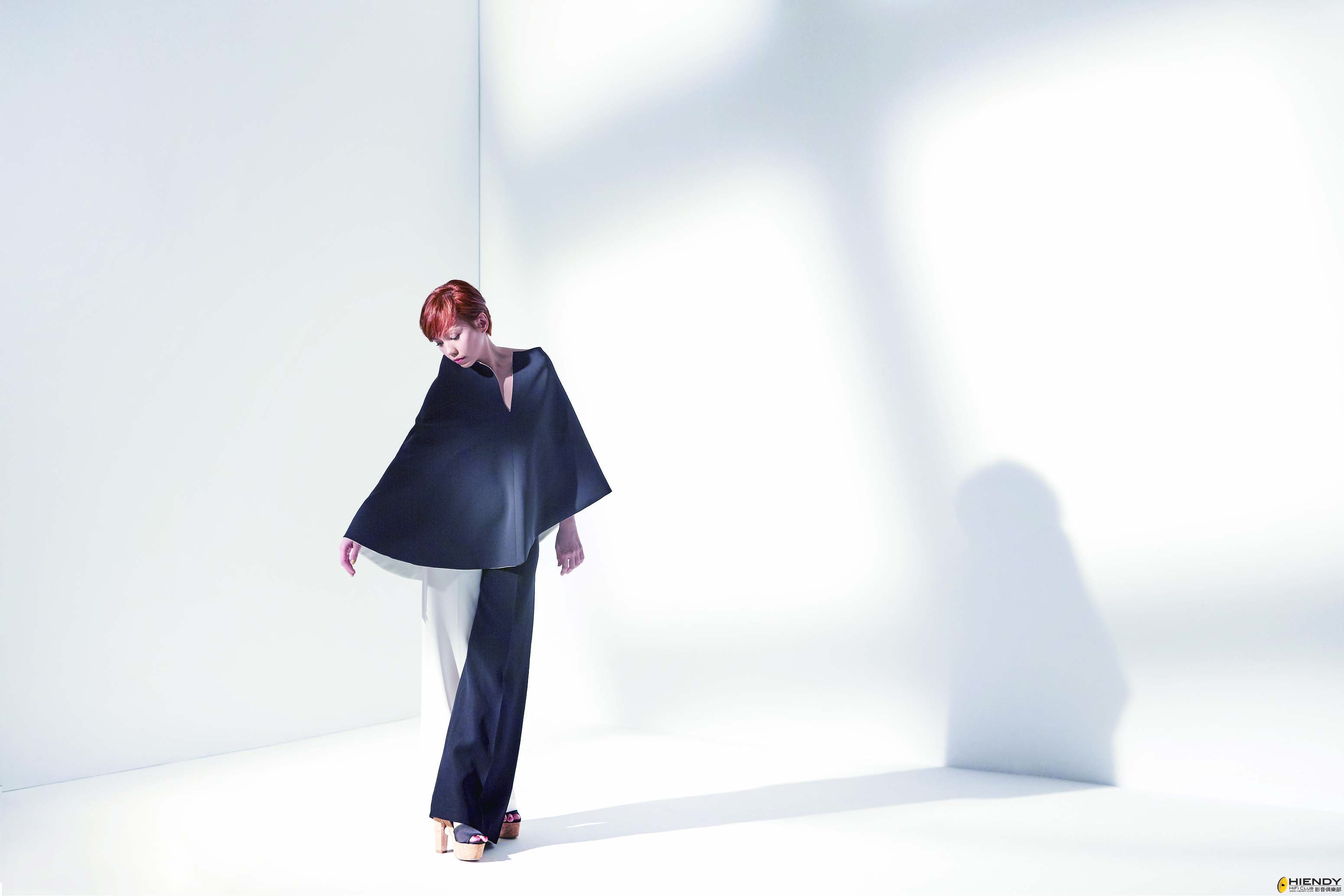 Kit Chan CD Photo 3.jpg