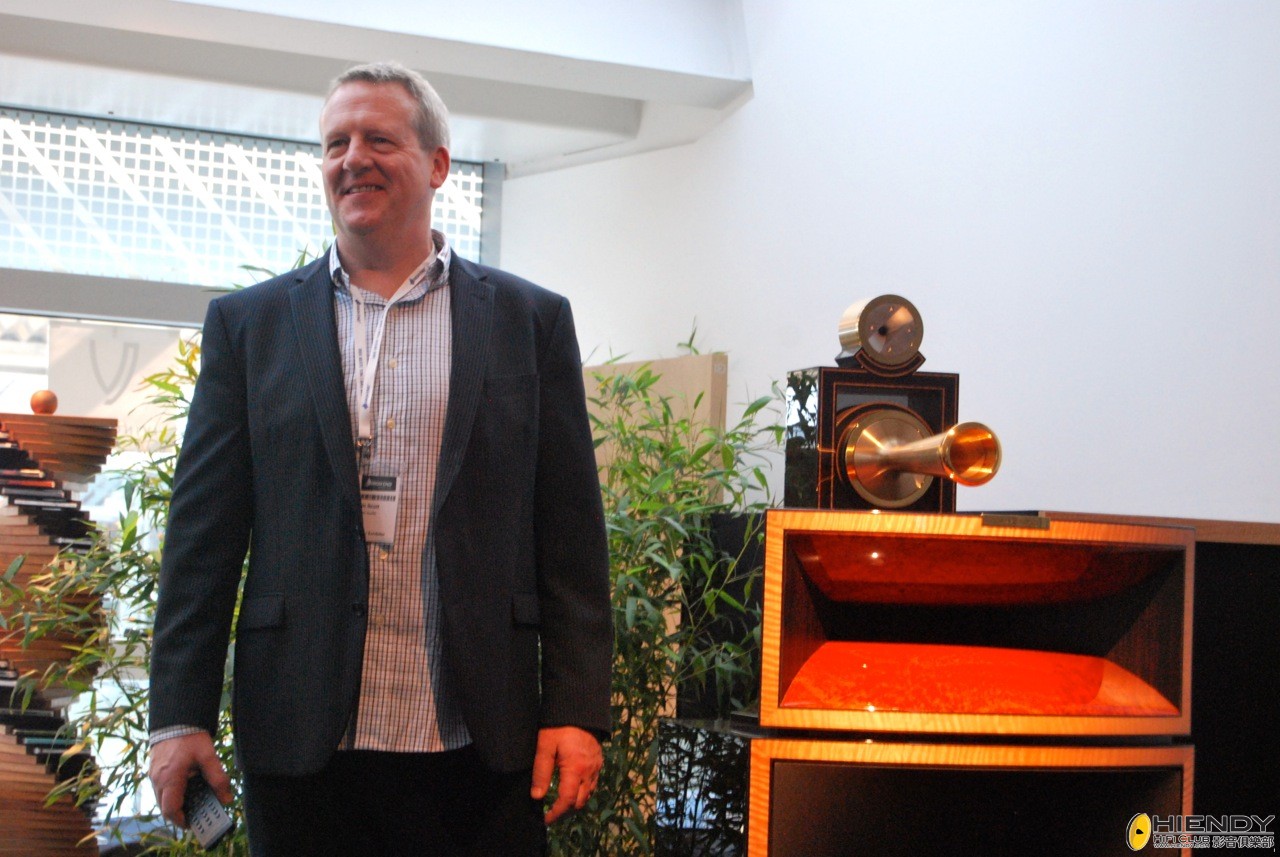 kondo_kevin_living_voice_vox_olympian_new_munich_2013_show_highend_high_end_repo.jpg