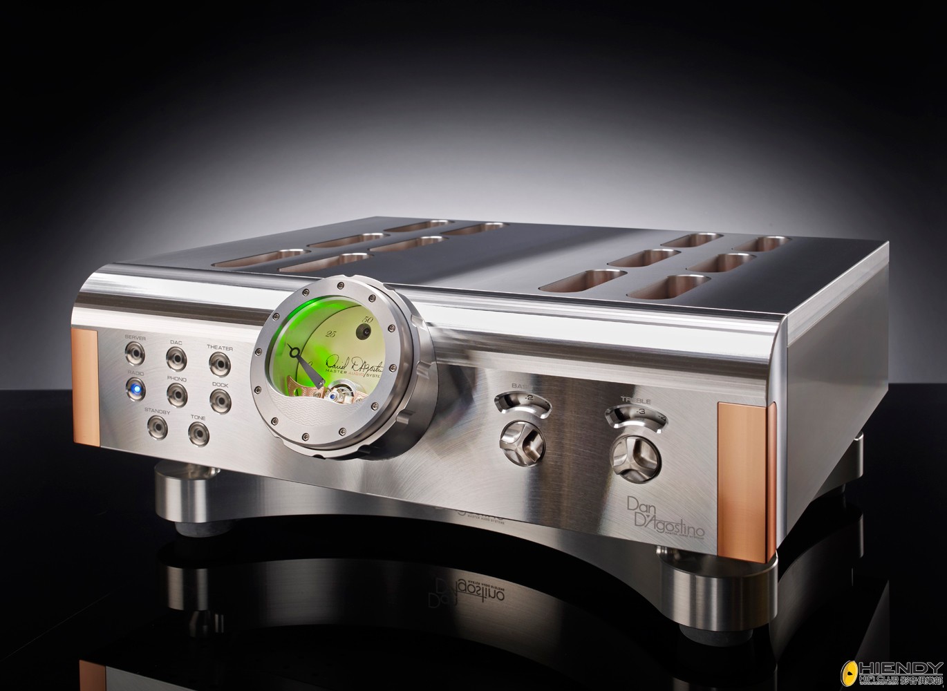 momentum_preamp_3.jpg