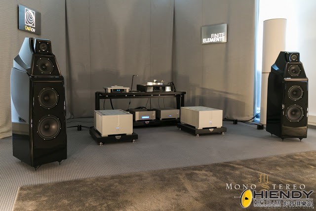 ypsilon watt.jpg