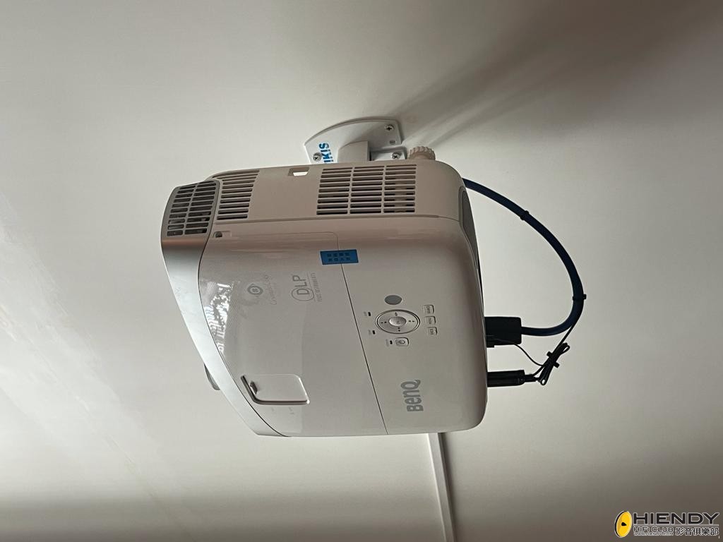 benq w2000 (2).jpg
