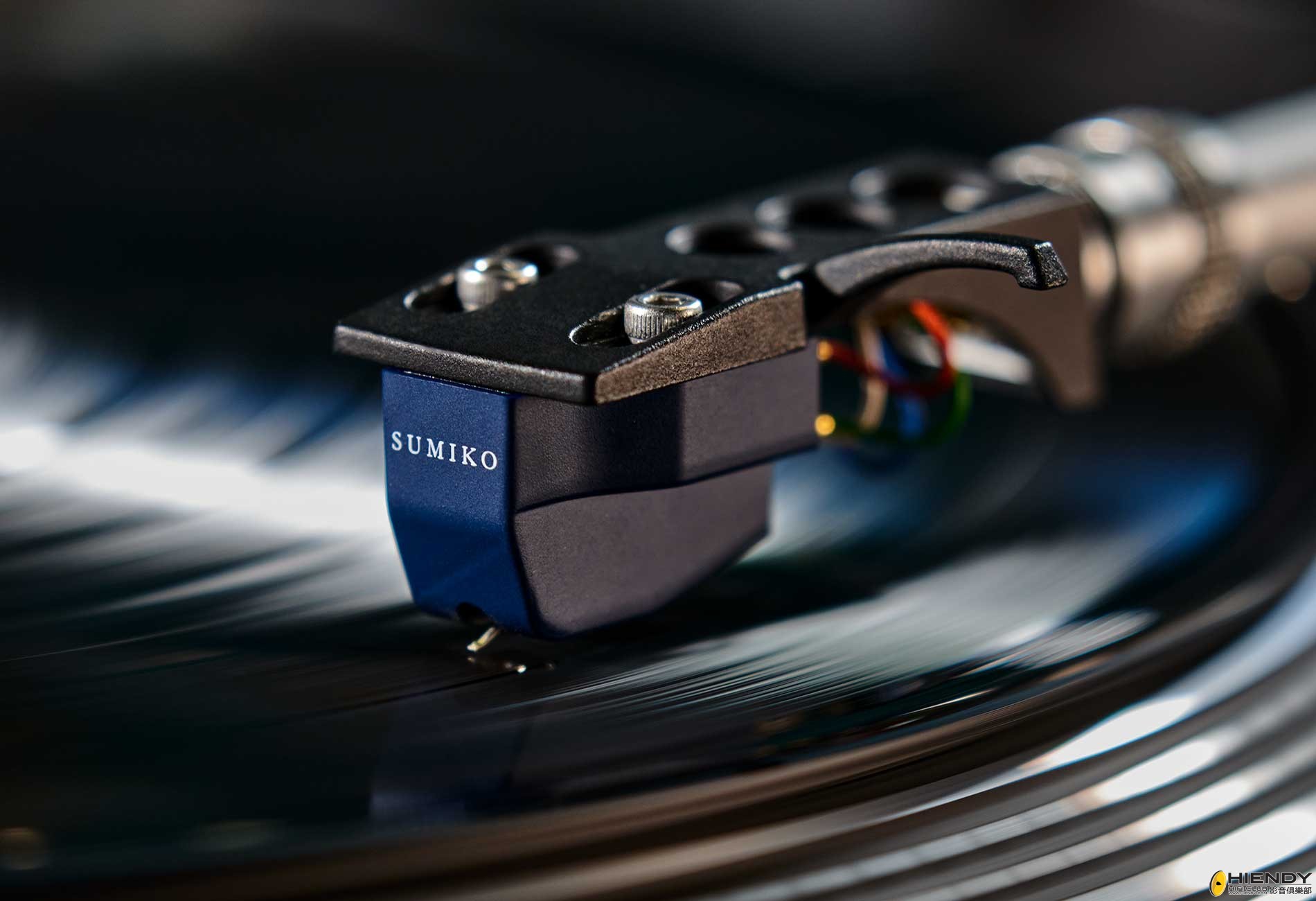 Sumiko-Blue-Point-No.-3-on-Technics-1200-Turntable.jpg