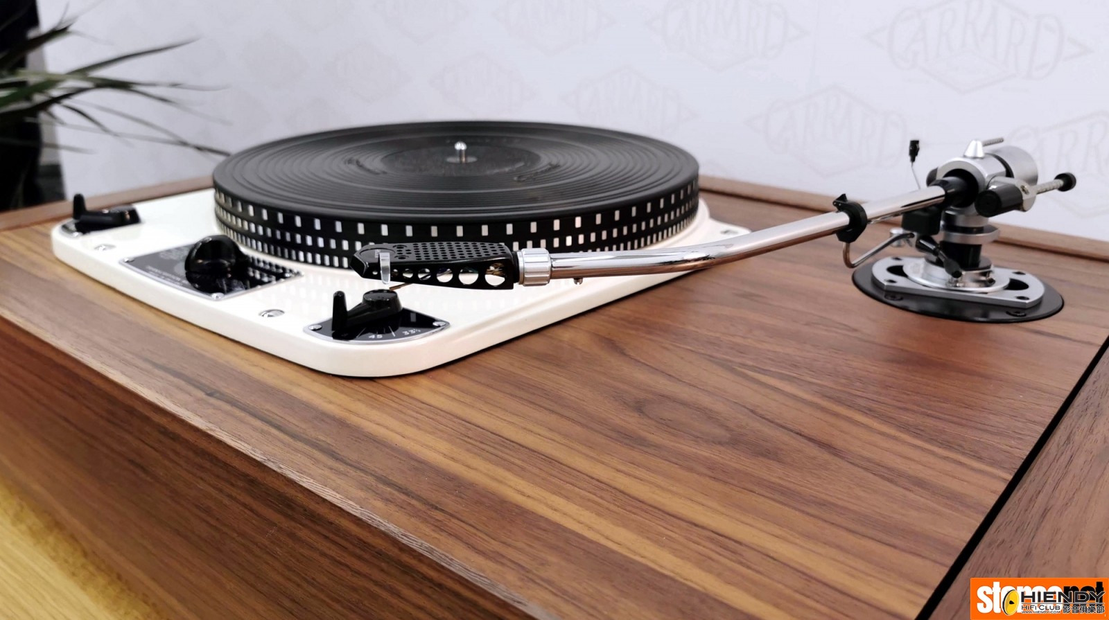 garrard_301_tonearm_angle__large_full.jpg