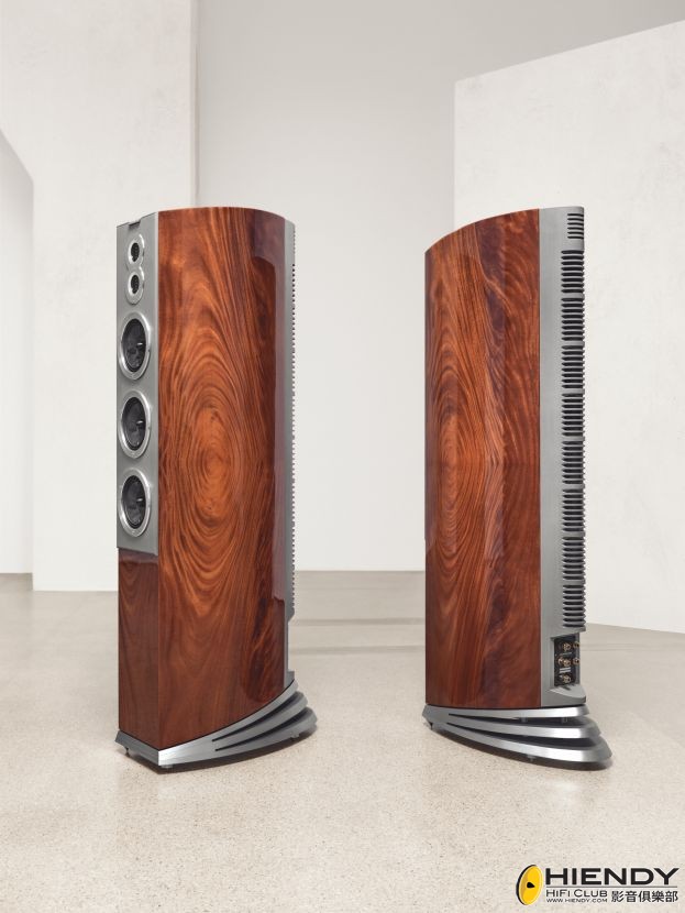 250310_Audiovector_R10_Hero_0374.jpg