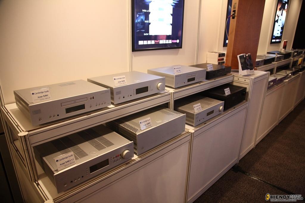 Cambridge Audio Azur 840C.JPG