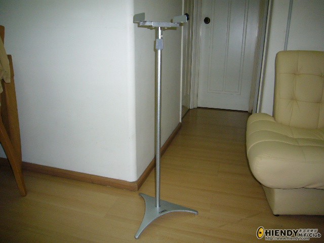 002.JPG