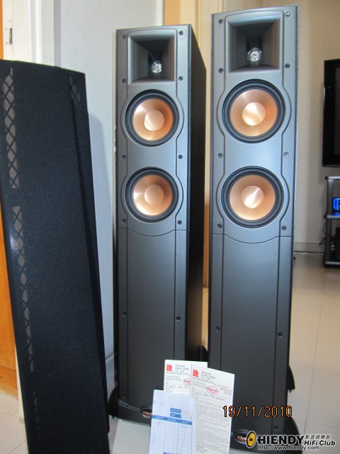 BD & AV 825.jpg