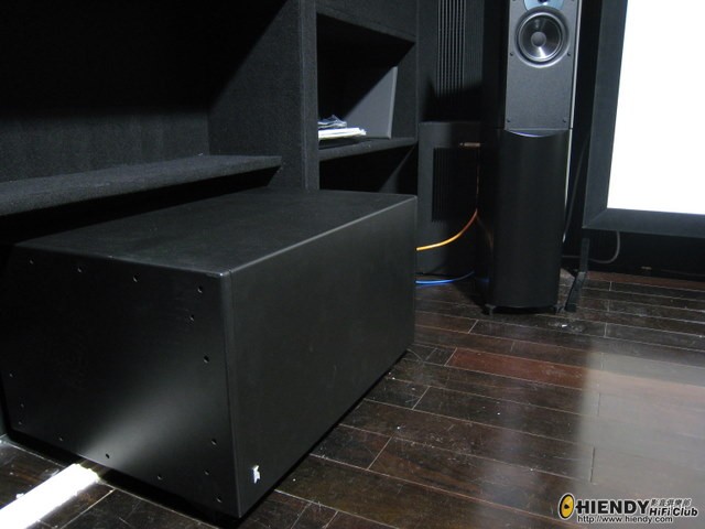我認為是全世界最好的重低音箱---MK SOUND MX-5100