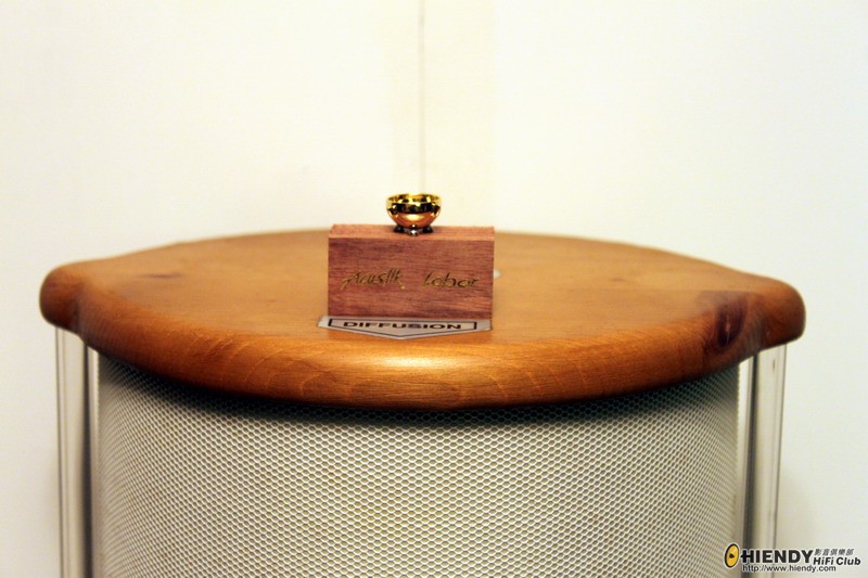 Magic Bell - 08.JPG