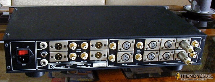 Burmester 877 - 2.jpg