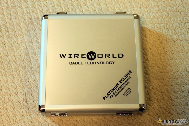 Wireworld Interconnect 01.jpg