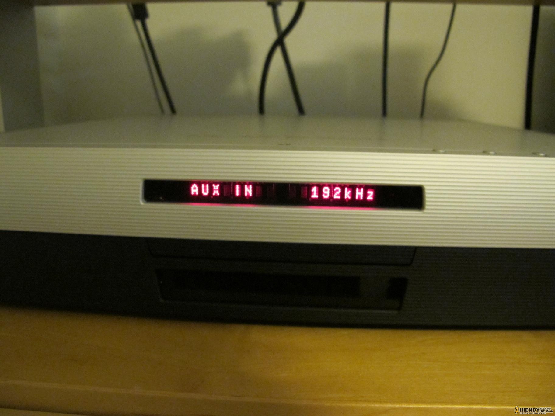 USB 005.jpg